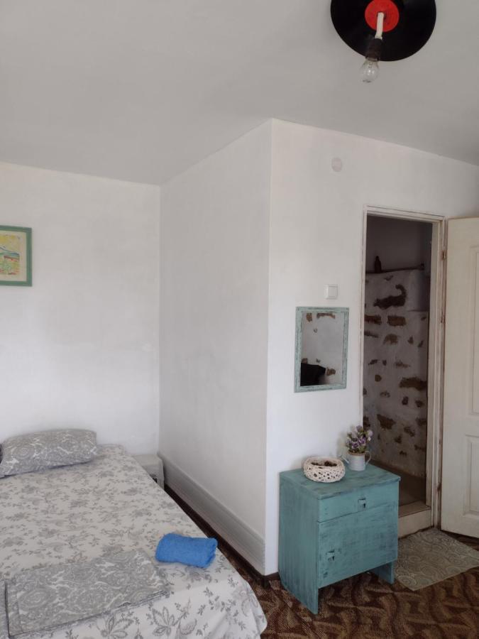 Guest House Viola Езерец Екстериор снимка