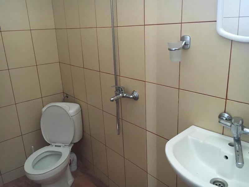 Guest House Viola Езерец Екстериор снимка